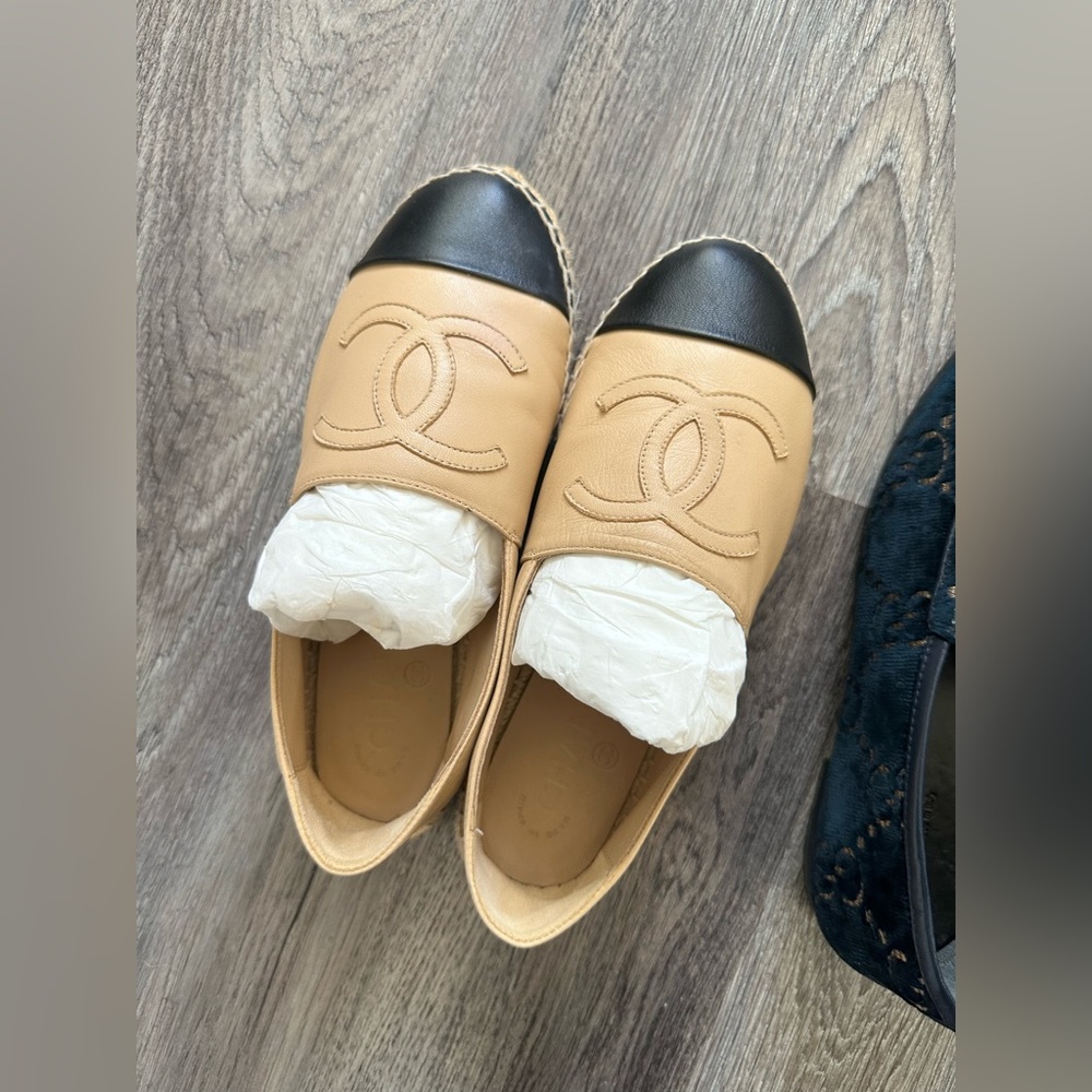Chanel lamb skin CC Espadrilles